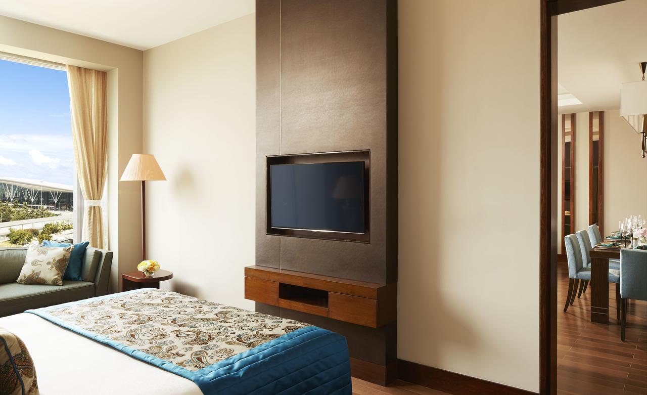 Taj Bangalore Devanahalli Екстериор снимка A television set in a hotel room
