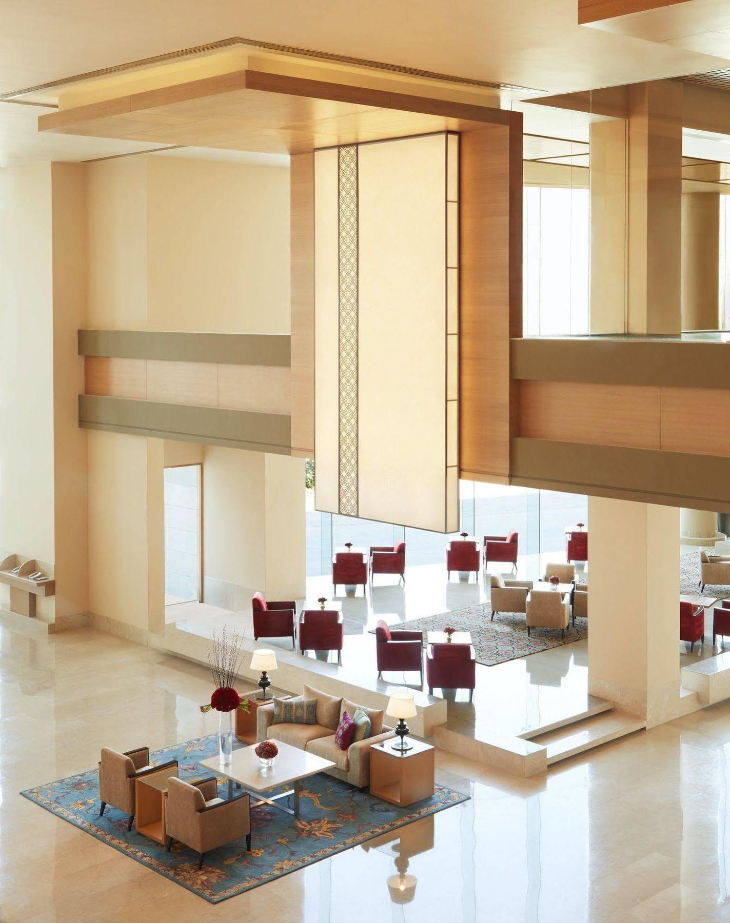 Taj Bangalore Devanahalli Екстериор снимка The lobby of the hotel